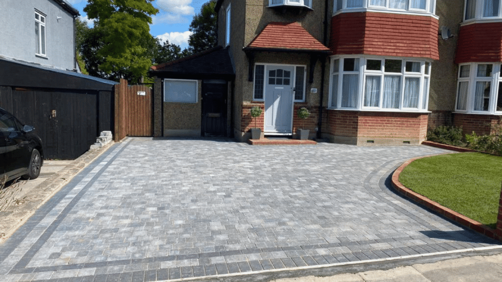 Stylish patios in Selsdon designed with premium paving blocks